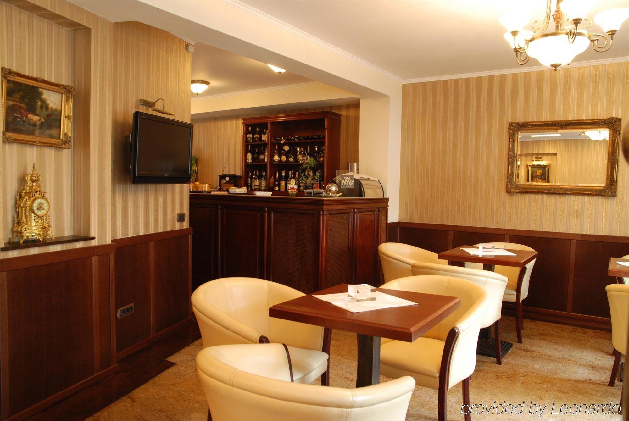 Vila Paris Boutique Hotel Bucarest Restaurant photo
